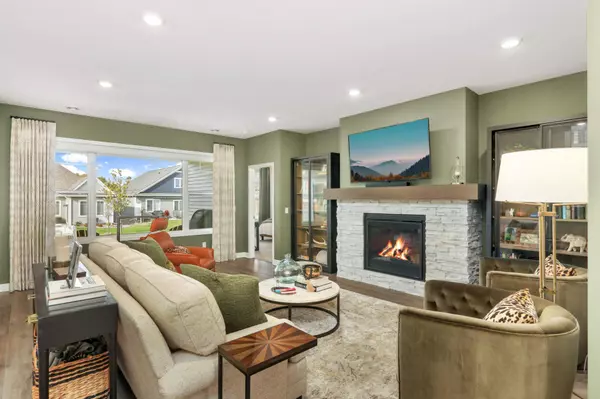 6746 Woodland Cove BLVD, Excelsior, MN 55331