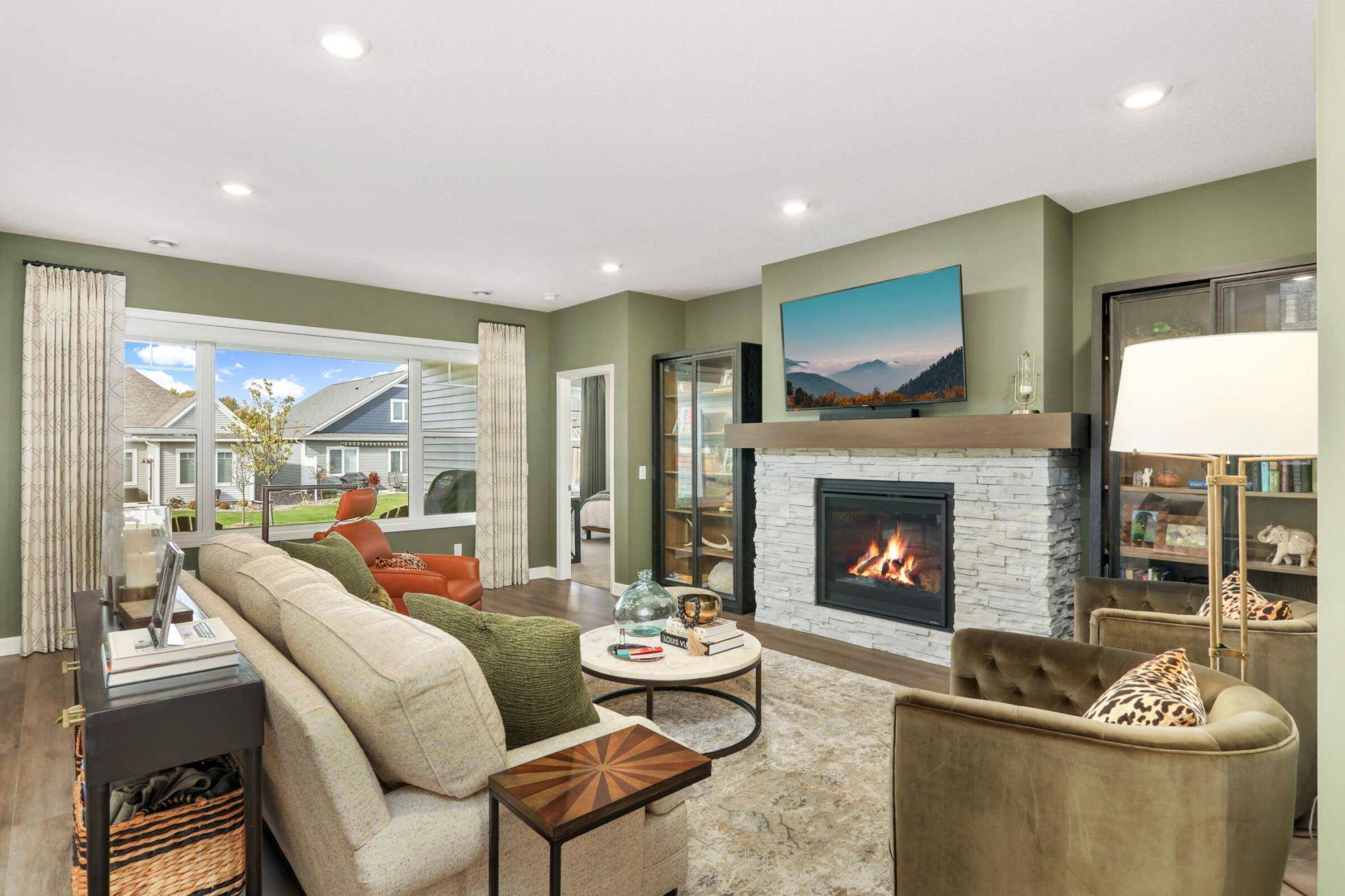 6746 Woodland Cove BLVD, Minnetrista, MN 55331