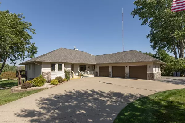 207 Skyline HTS, Wabasha, MN 55981