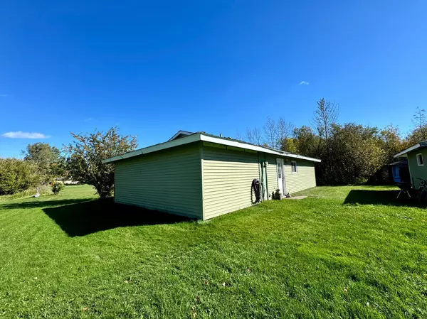 Warroad, MN 56763,114 Elm DR