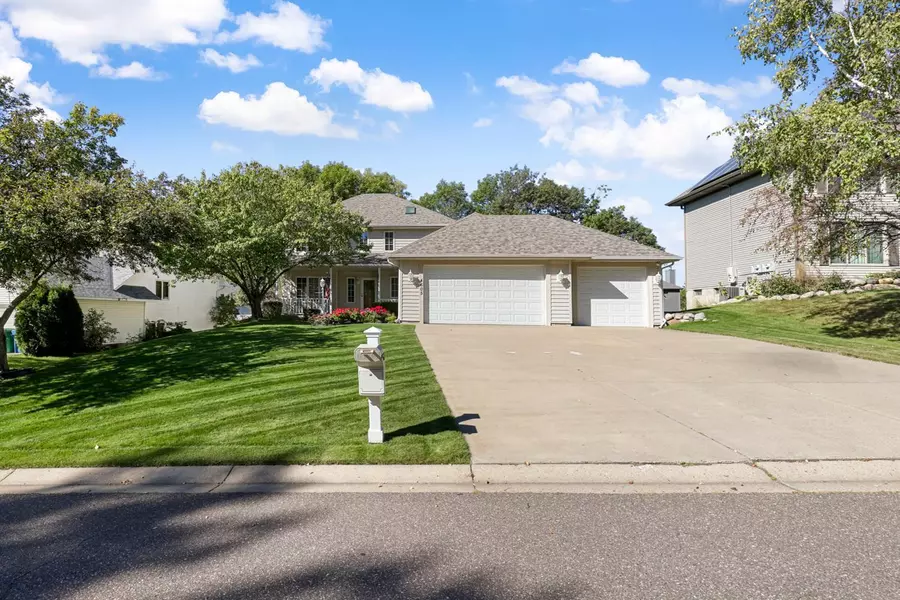 4605 Lanewood LN N, Plymouth, MN 55446