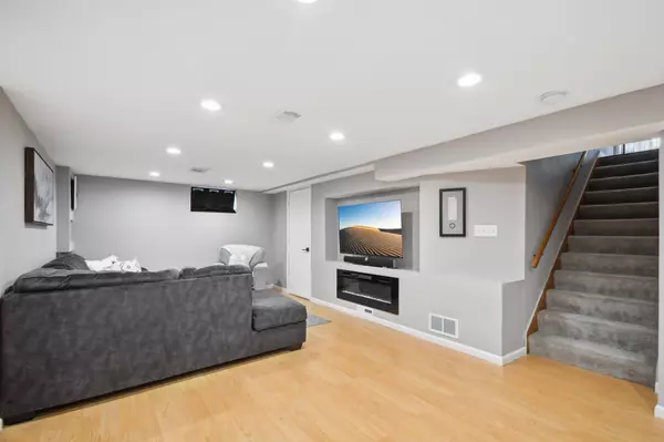 Saint Louis Park, MN 55426,2709 Kentucky AVE S