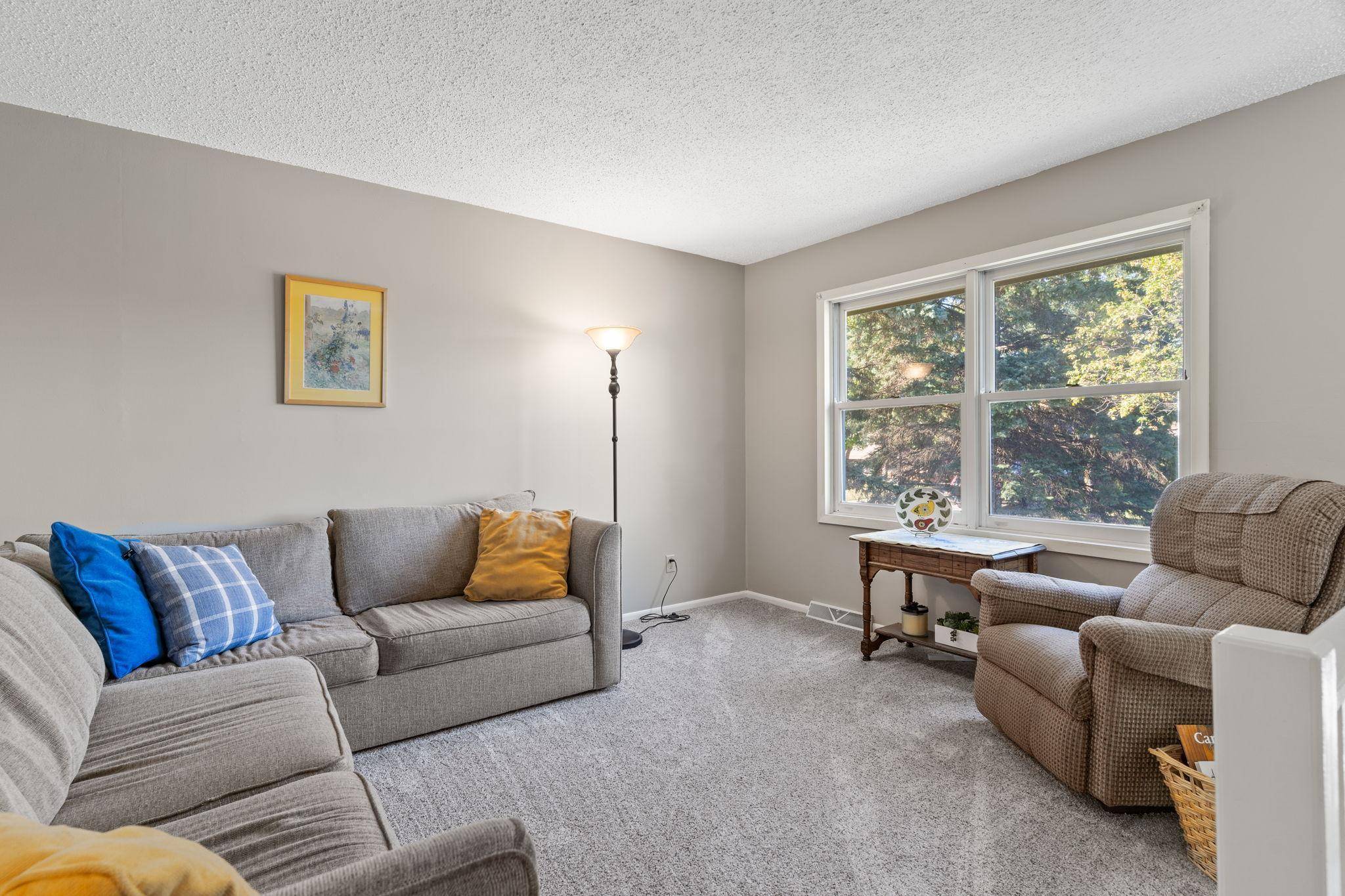 Chaska, MN 55318,112106 Haering CIR
