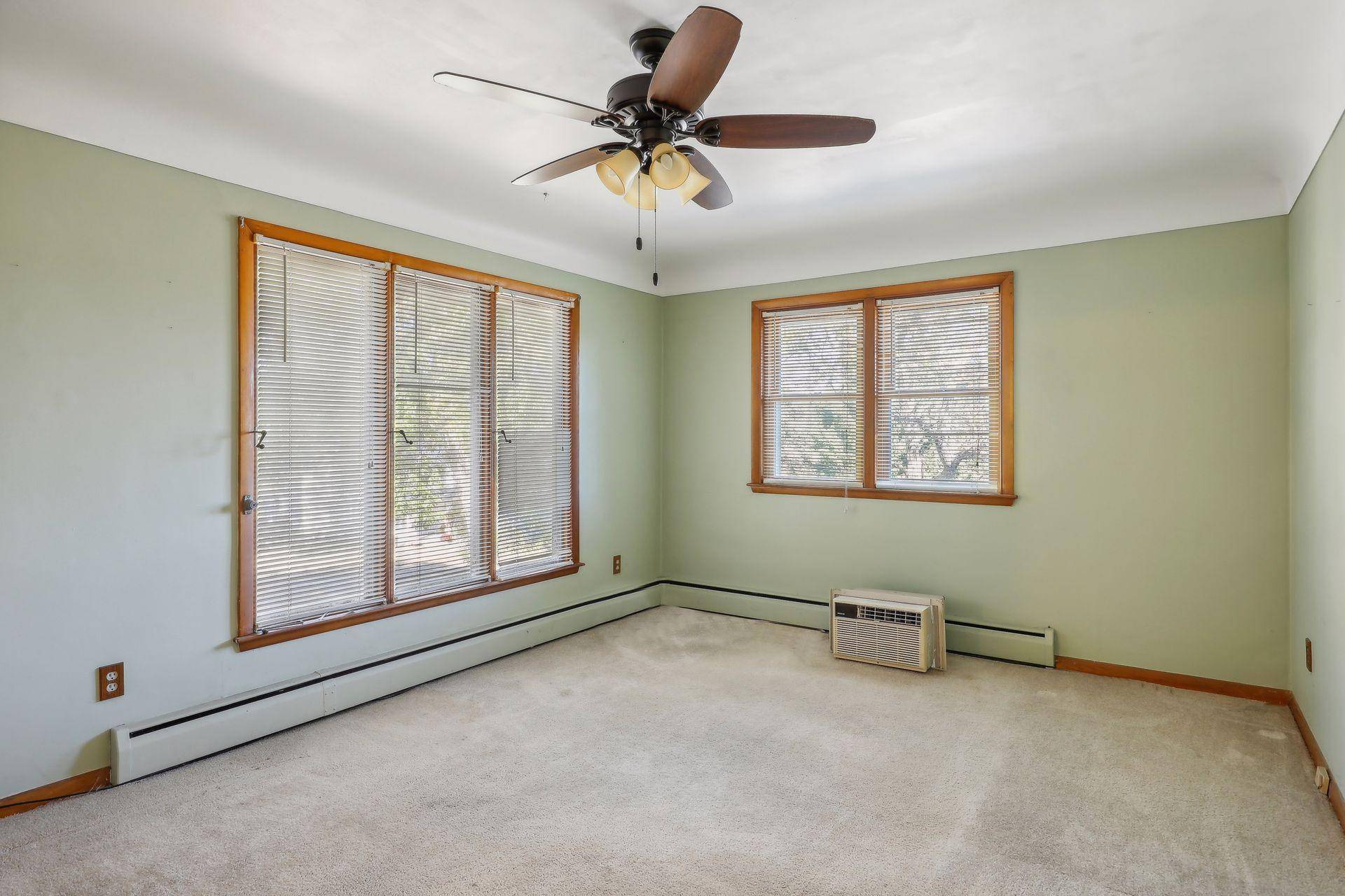 Lonsdale, MN 55046,202 3rd AVE SE
