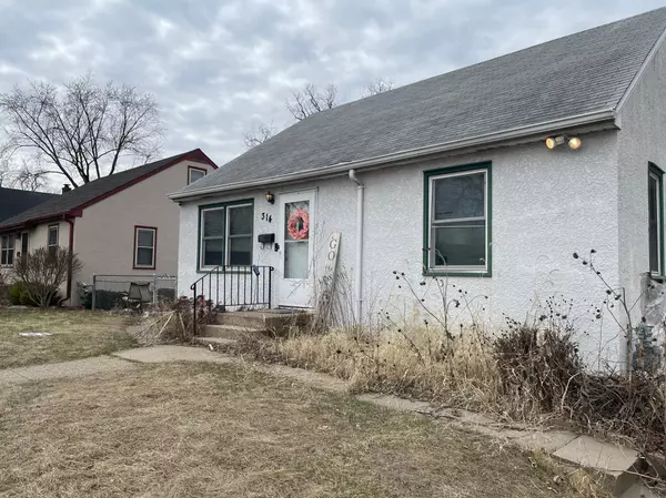 314 12th AVE S, South Saint Paul, MN 55075