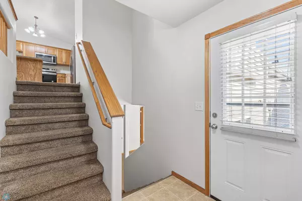 Moorhead, MN 56560,633 32nd ST N