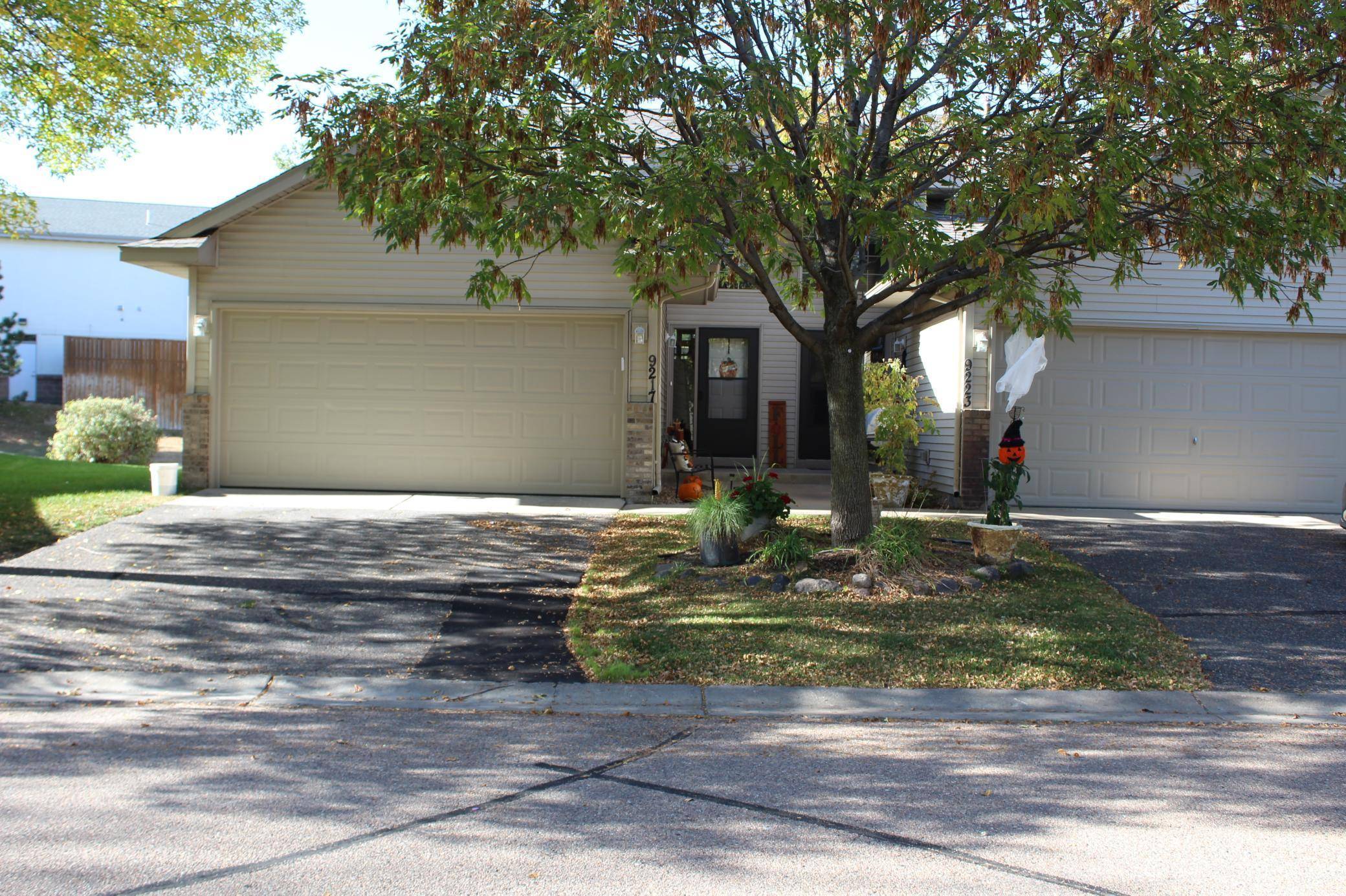 Monticello, MN 55362,9217 Orchard LN