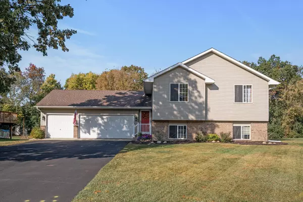 Coon Rapids, MN 55448,11867 Avocet CIR NW