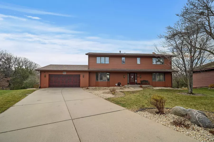 9618 Yukon CIR S, Bloomington, MN 55438