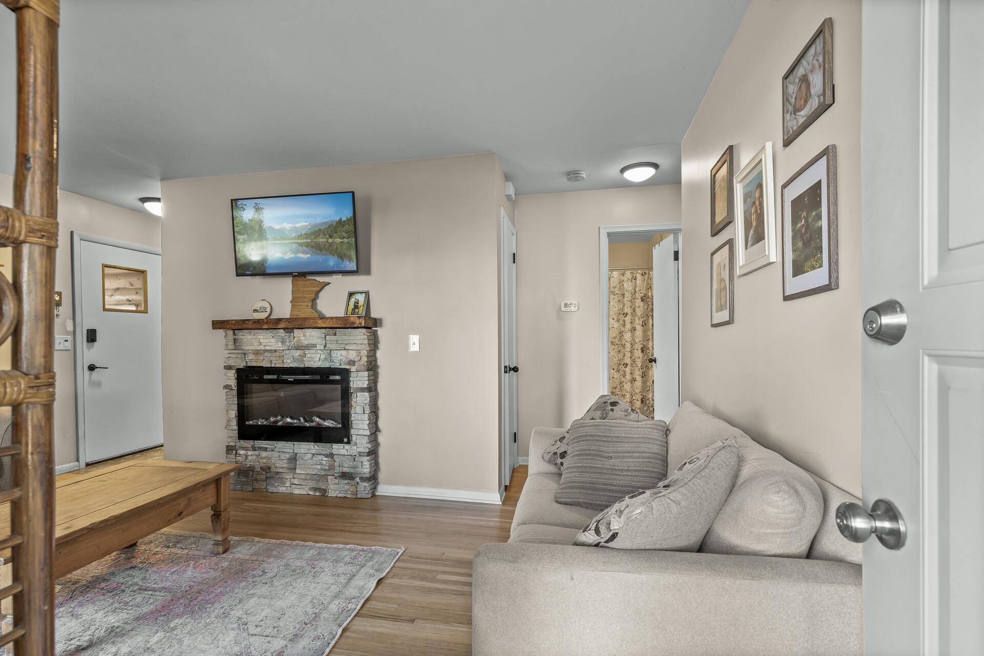 Savage, MN 55378,4109 W 124th ST