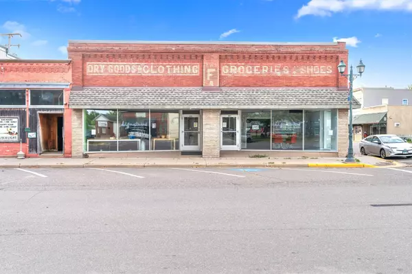 Pine City, MN 55063,203 5th ST SE