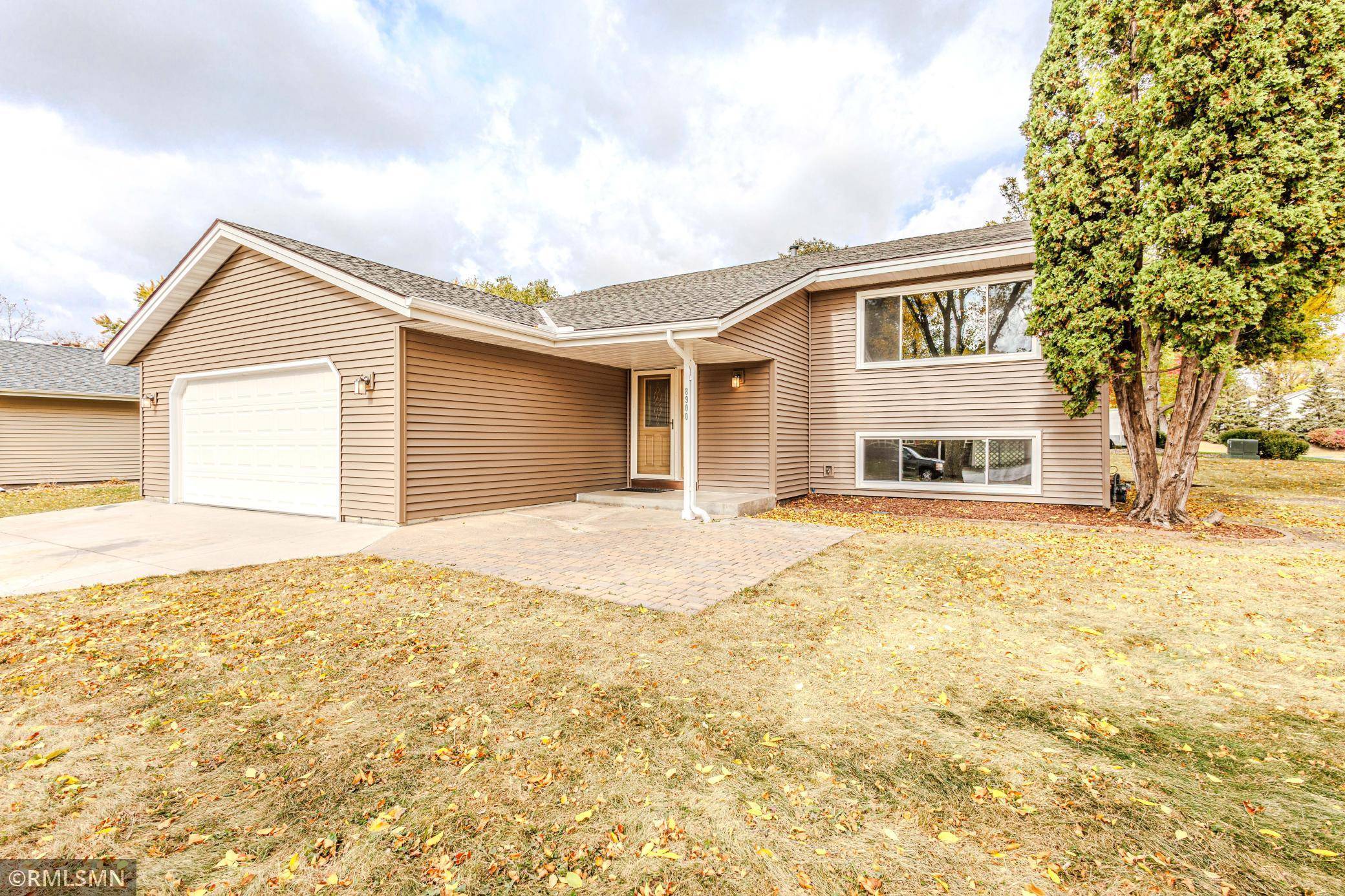 8900 Bass Creek AVE N, Brooklyn Park, MN 55428