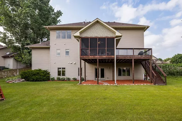 Waconia, MN 55387,1743 Sandbar CIR