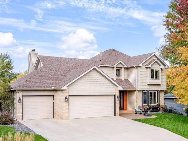 3010 Bent Tree Hills DR, New Brighton, MN 55112