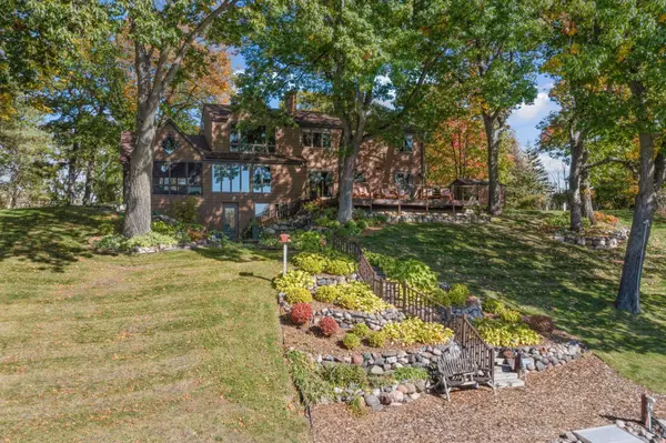 White Bear Twp, MN 55110,6 Bald Eagle PT