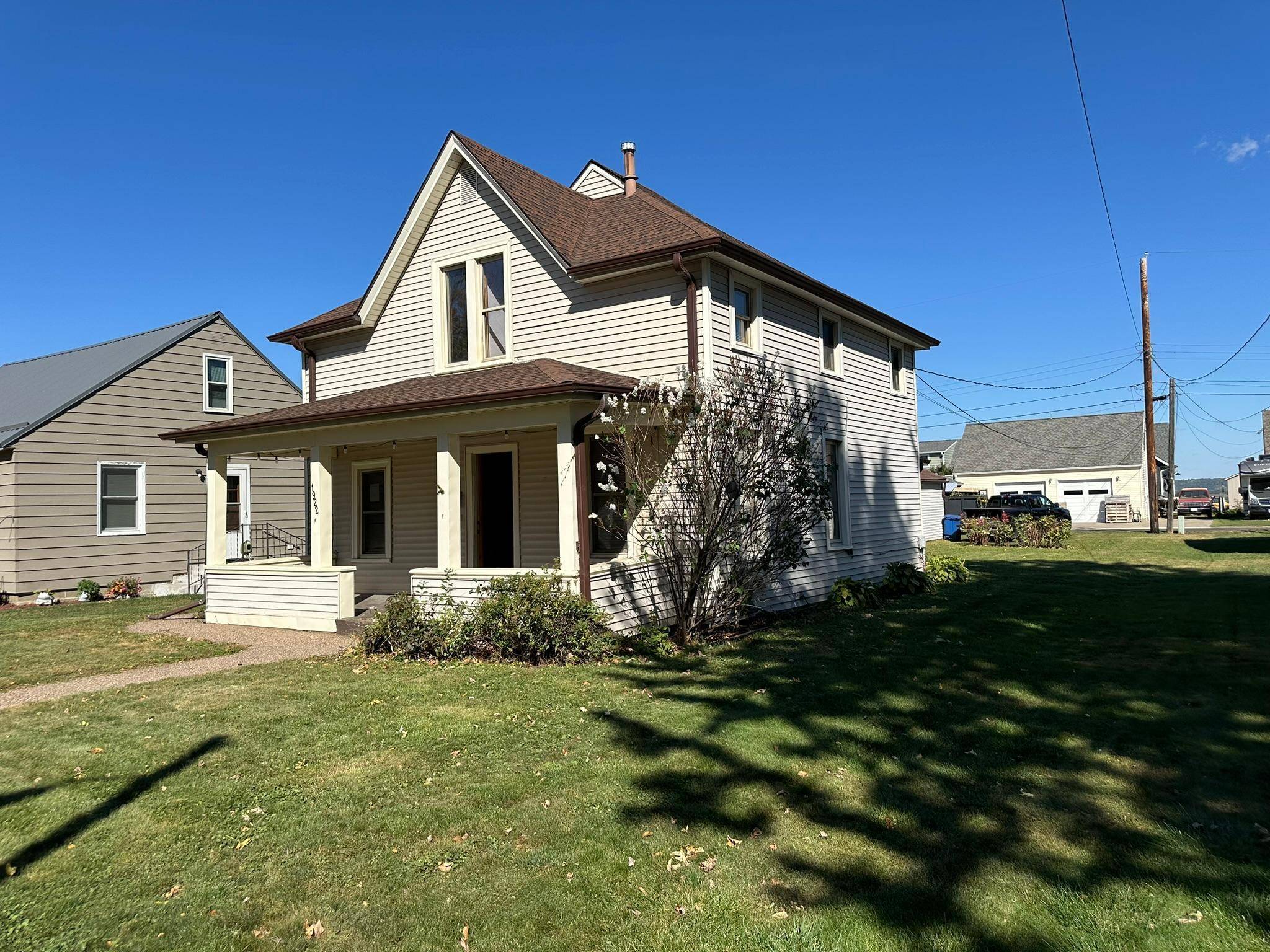 Red Wing, MN 55066,1922 W 5th ST
