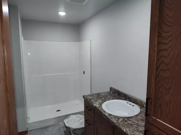 Alexandria, MN 56308,7826 unit 5 County Rd 42 NE