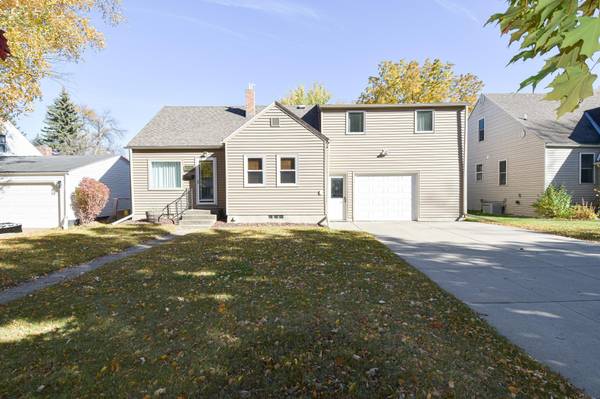 308 Merriam AVE S, Thief River Falls, MN 56701