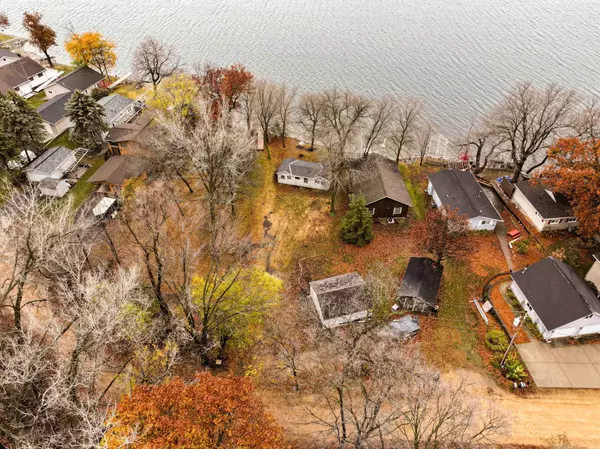 Elysian, MN 56028,14 Roots Beach LN