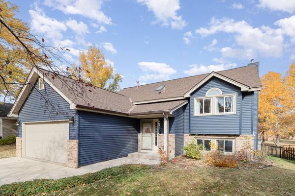 5090 W 143rd ST, Savage, MN 55378