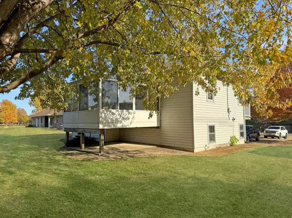 Lake Sarah Twp, MN 56172,85 Lakeview DR