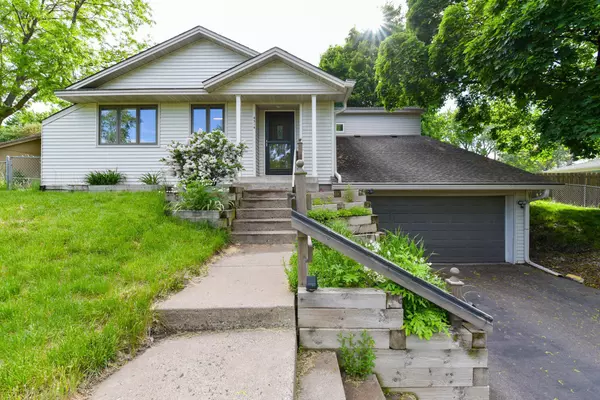 4519 Gettysburg AVE N, New Hope, MN 55428