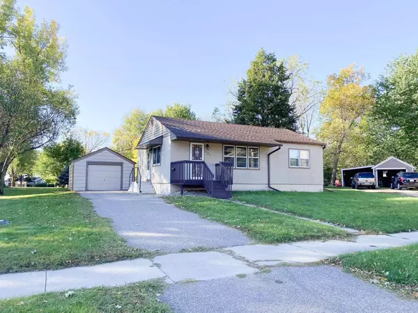 537 Morningside DR, Worthington, MN 56187