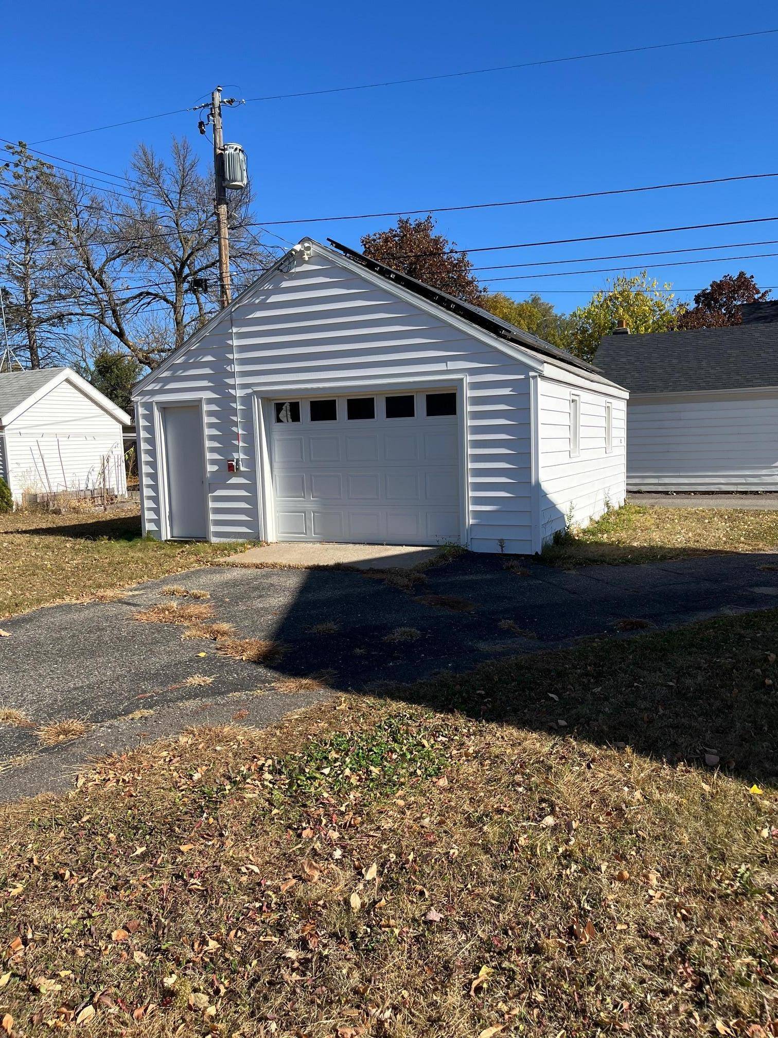Saint Cloud, MN 56303,422 23rd AVE N