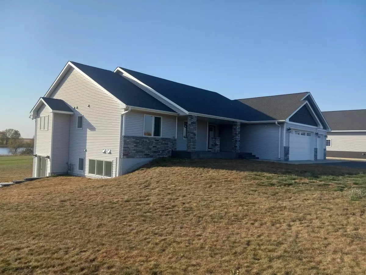 New Richmond, WI 54017,1434 129th ST