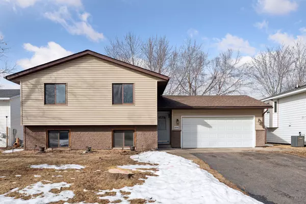 18266 Emerald TRL, Farmington, MN 55024