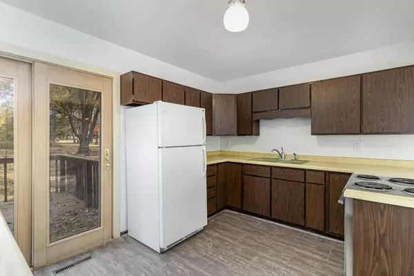 Mounds View, MN 55112,2279 County Road H2