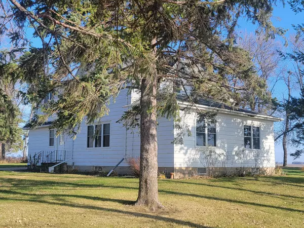 Kenyon, MN 55946,6237 505th ST