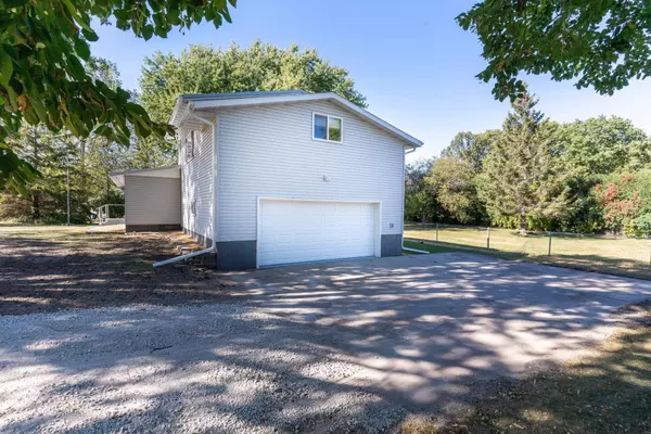 Alexandria, MN 56308,1603 Scenic Heights RD NE