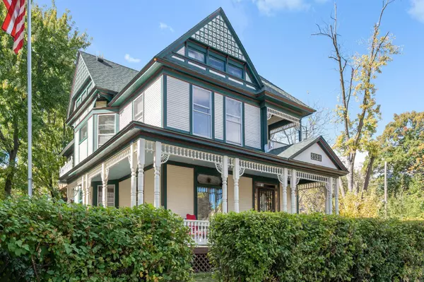 2523 Dupont AVE N, Minneapolis, MN 55411