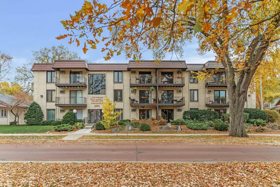 2809 E Minnehaha Pkwy #306, Minneapolis, MN 55417