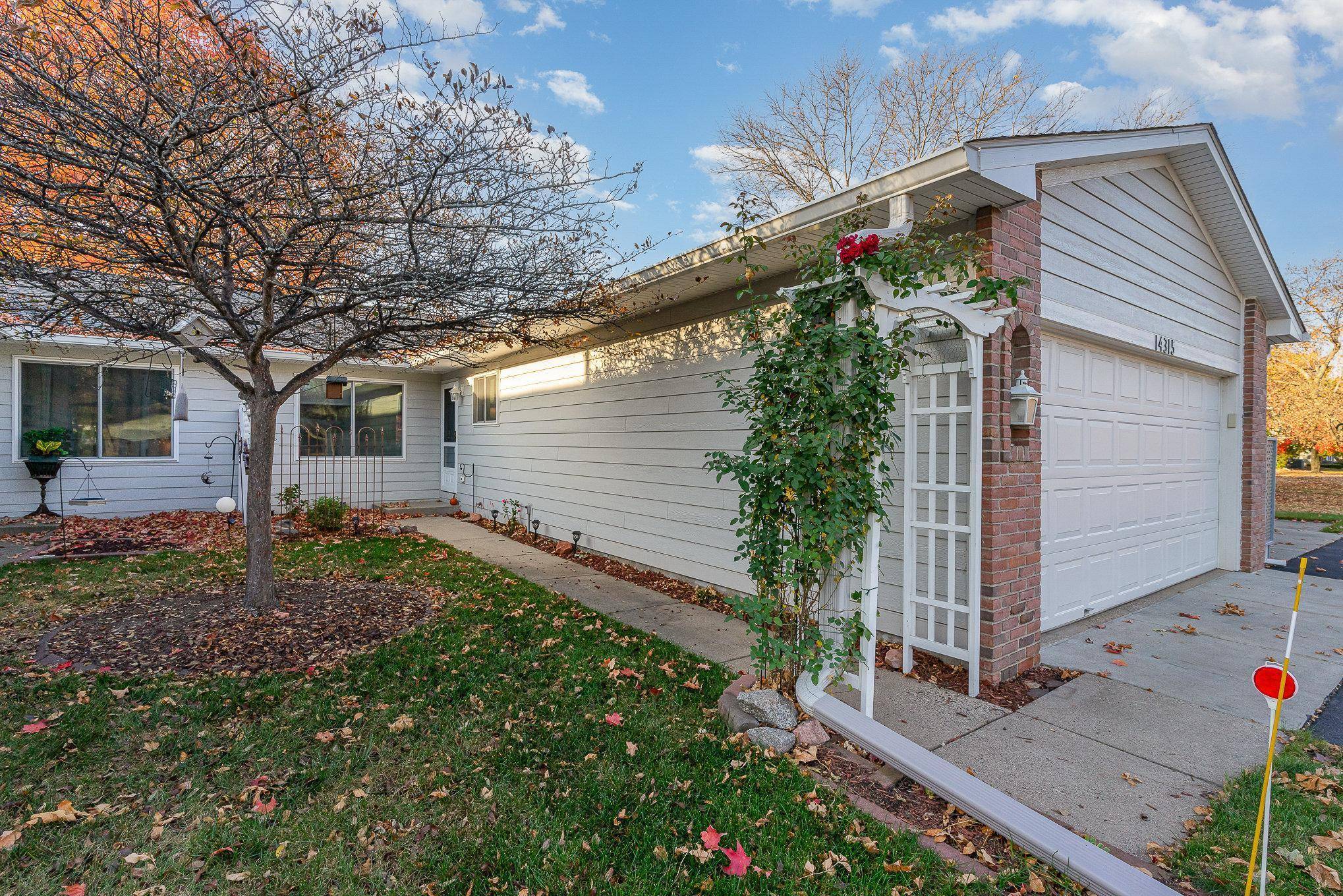 Apple Valley, MN 55124,14315 Glenda DR
