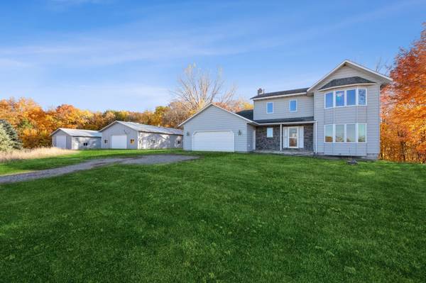 18651 S Diamond Lake RD, Dayton, MN 55327