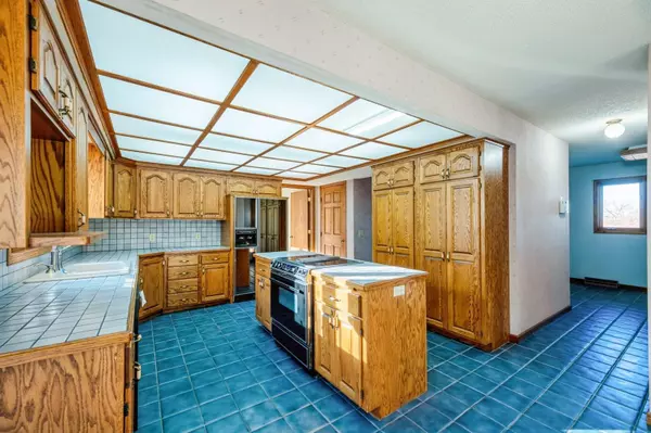 Dayton, MN 55327,18651 S Diamond Lake RD
