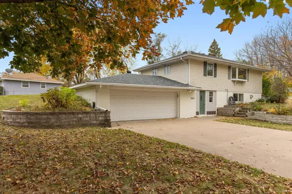 Oakdale, MN 55128,6585 2nd ST N