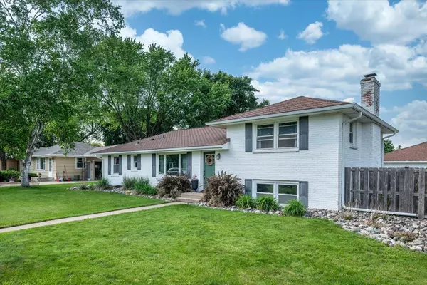 Rosemount, MN 55068,3315 Upper 143rd ST W