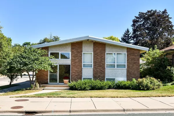 3359 Central AVE NE, Minneapolis, MN 55418