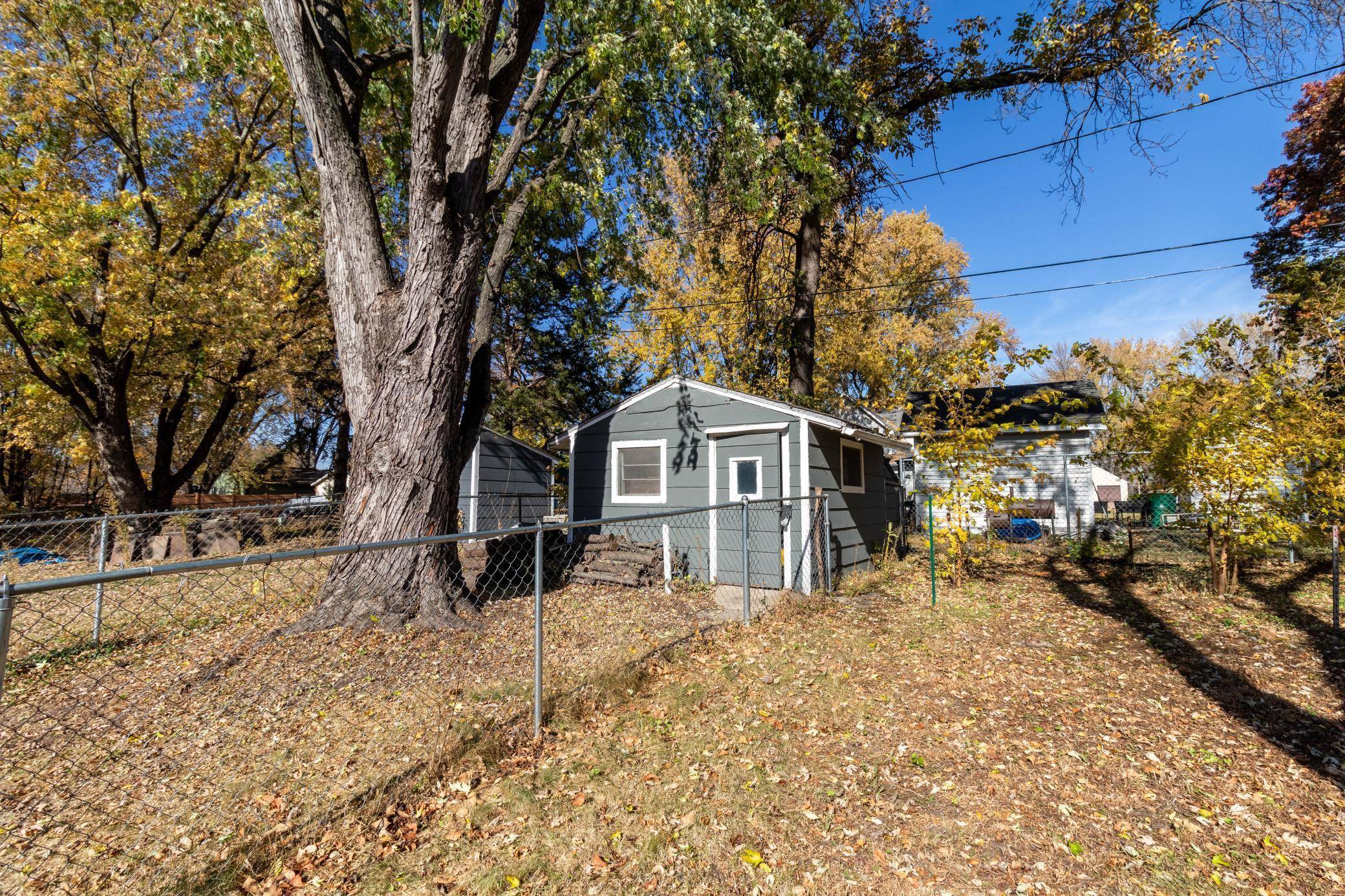 Hastings, MN 55033,838 4th ST W