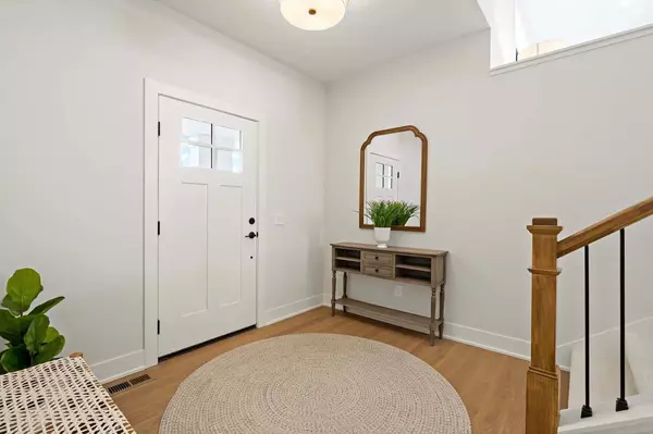 Rosemount, MN 55068,13310 Cadogan WAY