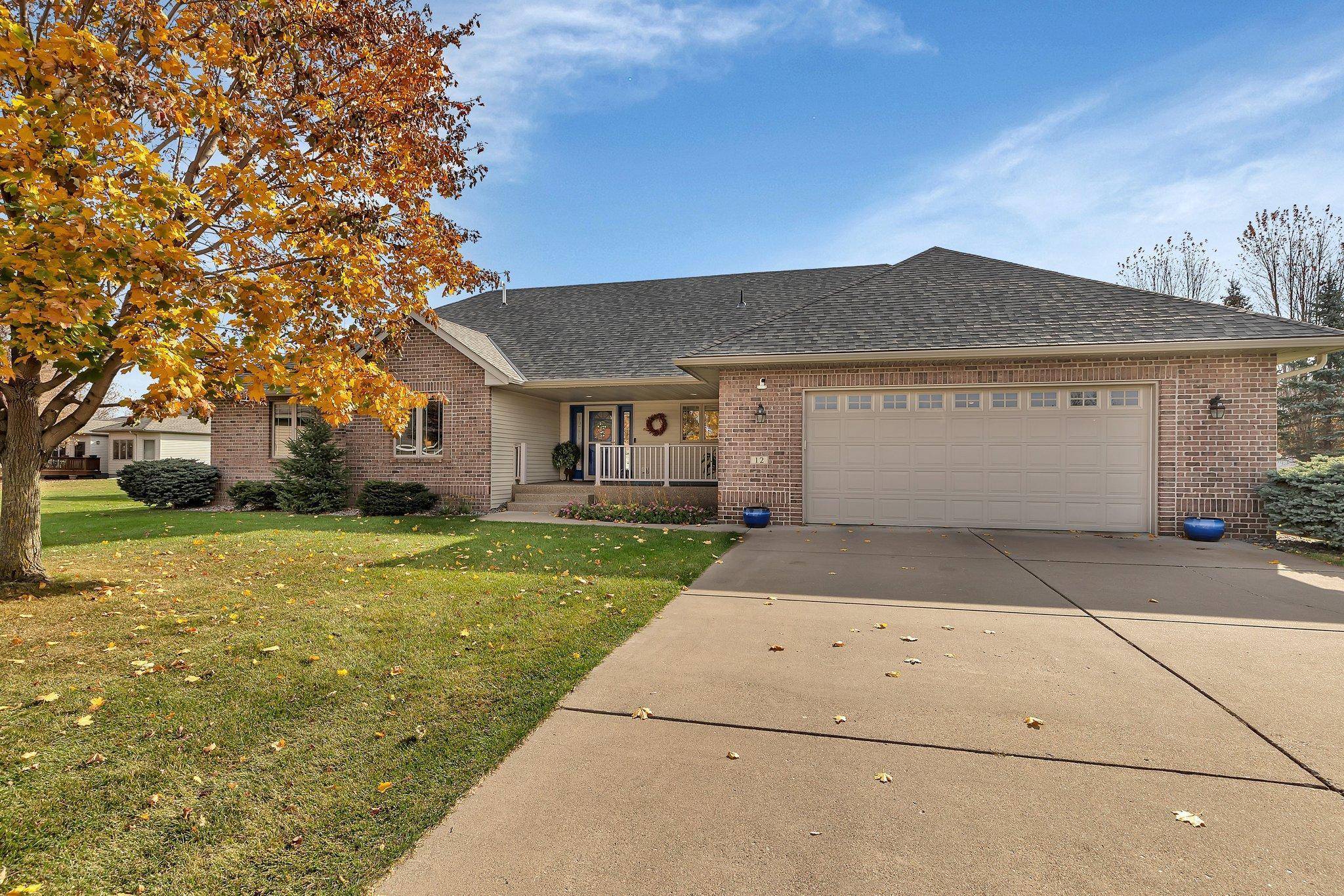 12 Sun CIR, Saint Cloud, MN 56301