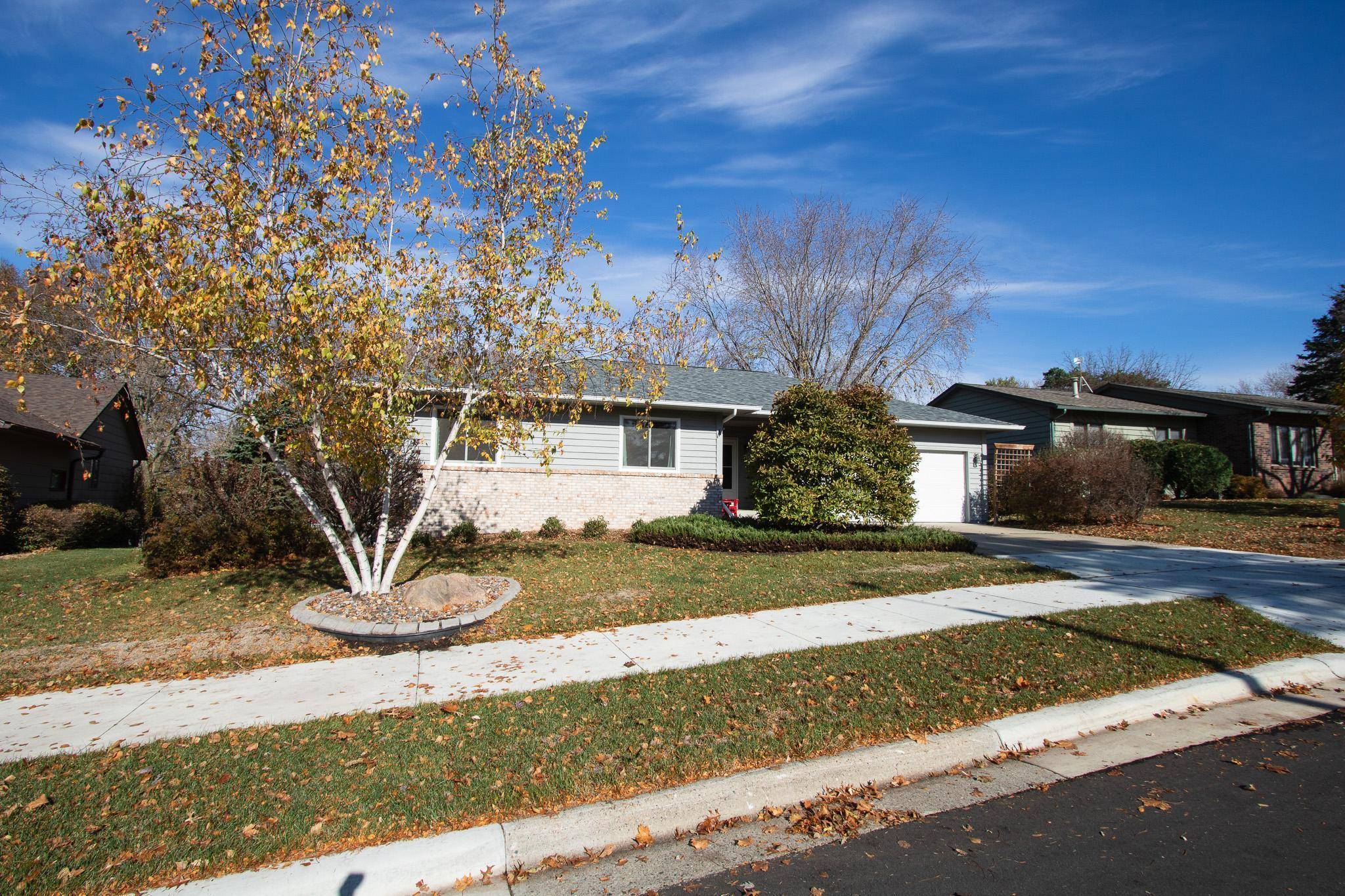 1209 Peterson DR, Northfield, MN 55057