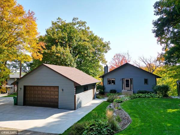 8834 Bishop AVE NW, Maple Lake, MN 55358