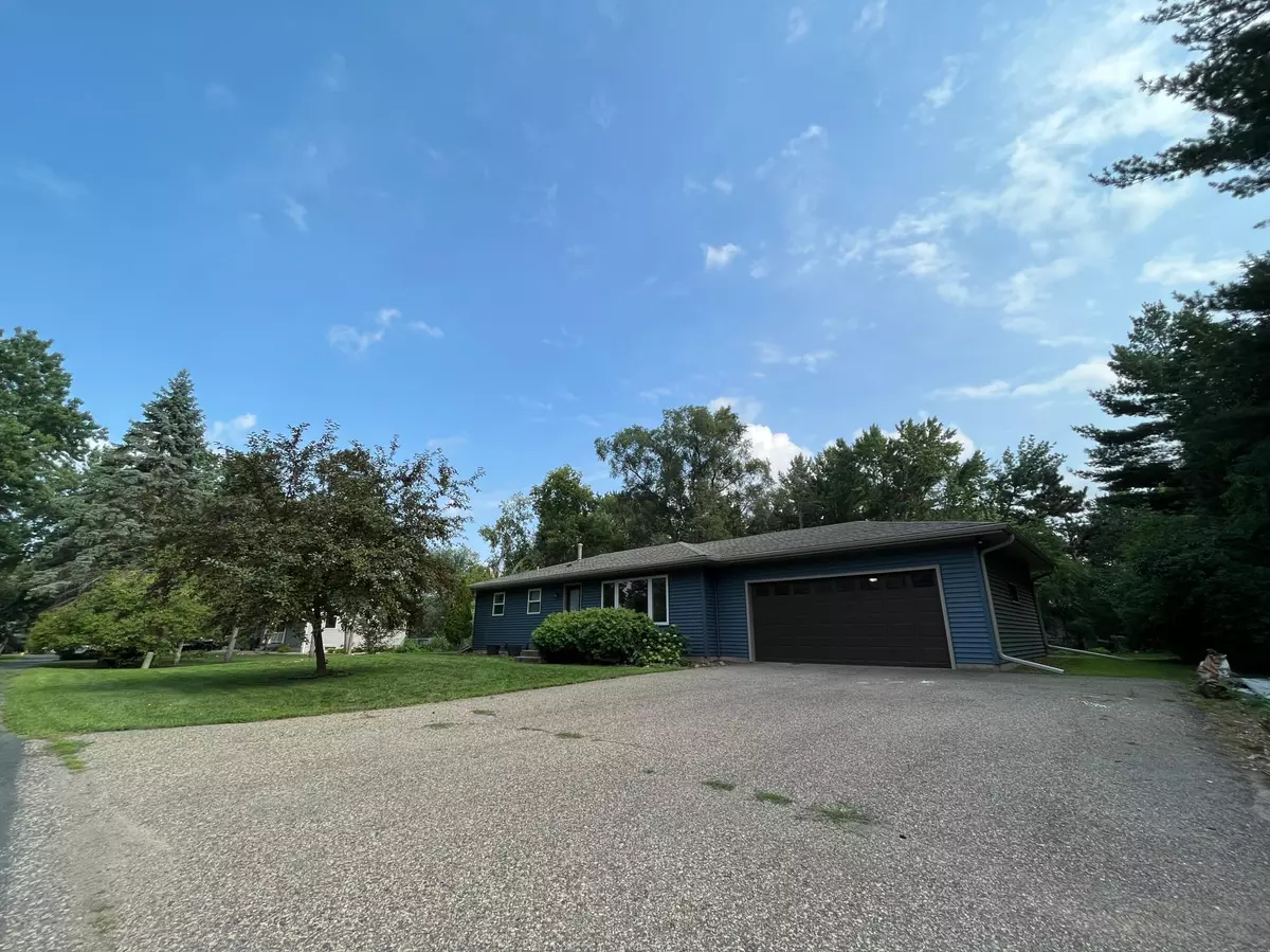 Lakeland Shores, MN 55043,16765 3rd ST N