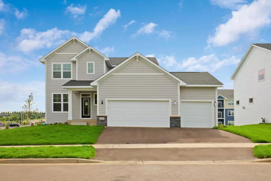 642 Elizabeth Way, Hudson, WI 54016