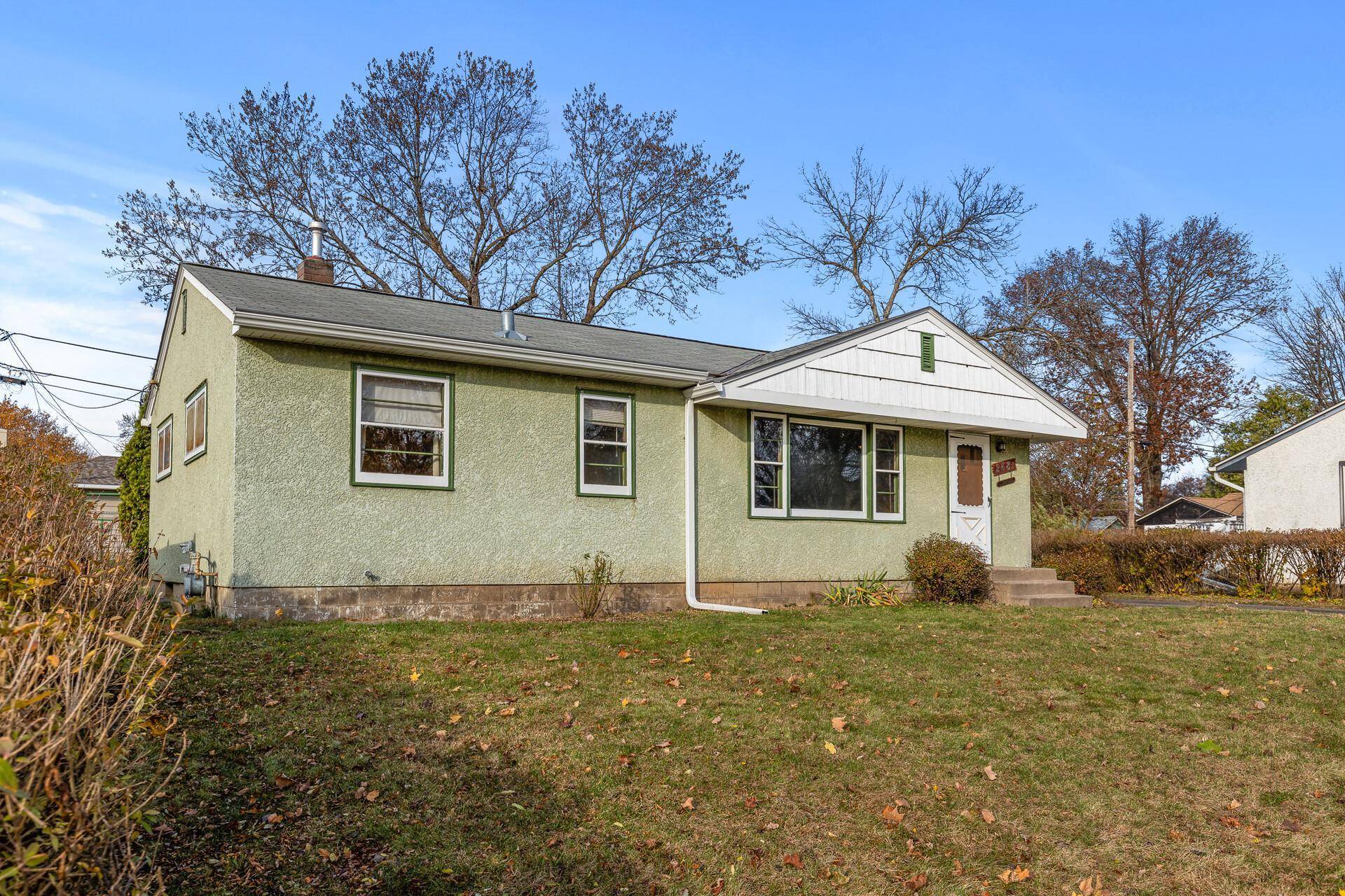 2681 Delaware AVE, North Saint Paul, MN 55109