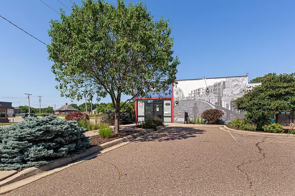 Northfield, MN 55057,150 Water ST S